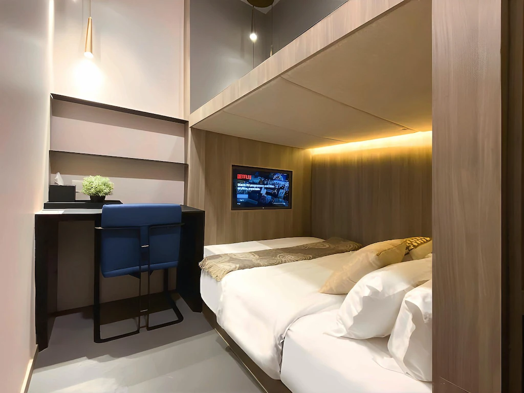 ST Signature Tanjong Pagar private cabin room
